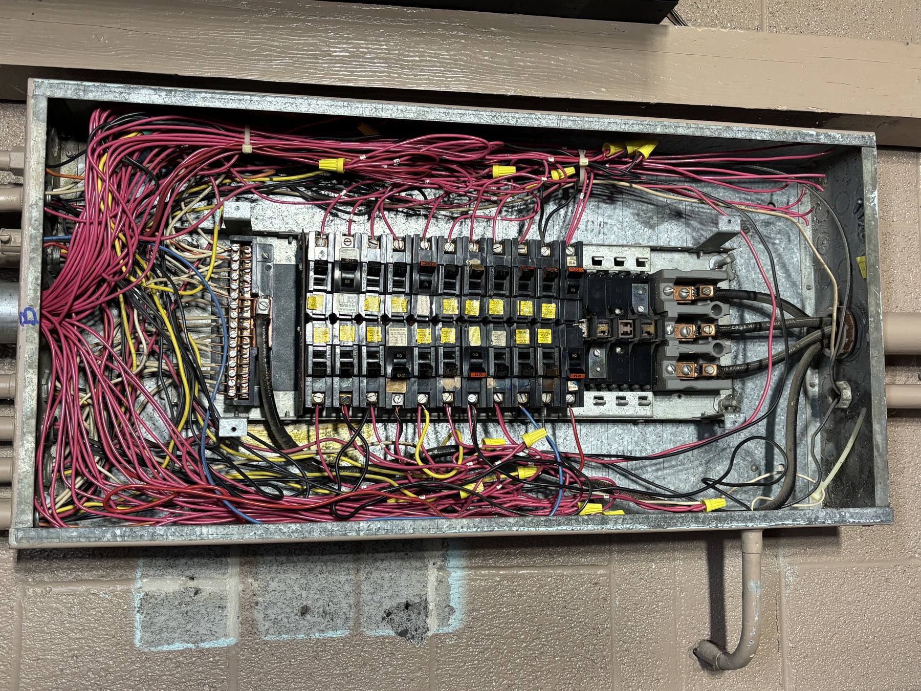 UAW Local 588 Chicago Heights electrical panel work by Goorsky Electric